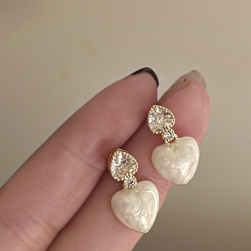 真金电镀银针滴油锆石爱心耳环女设计感耳钉小巧百搭气质耳饰批发
