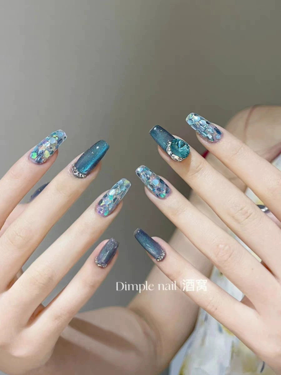 Fake Nails Can Be Worn with Sea Elf Cat Eye Sequins White Manicure High-Grade Hand-Wear Nail Phototherapy Lasting