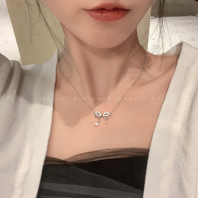 气质高级感珍珠项链女 小众设计轻奢锁骨链爱心吊坠百搭项饰批发