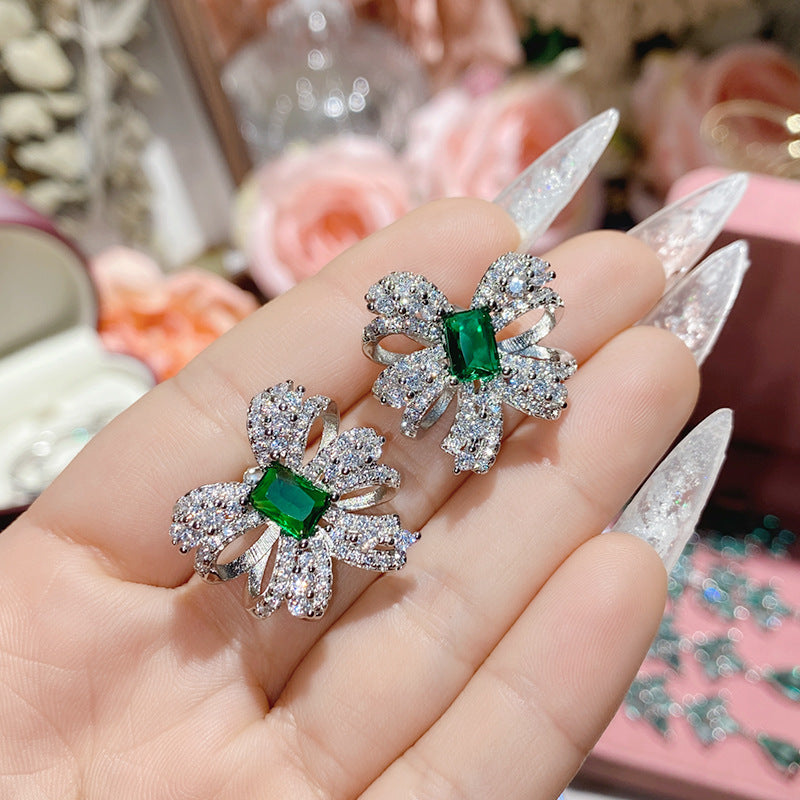 山茶轻奢重工仿祖母绿花朵耳环 镀金绿玛瑙蝴蝶耳坠彩宝直播货源