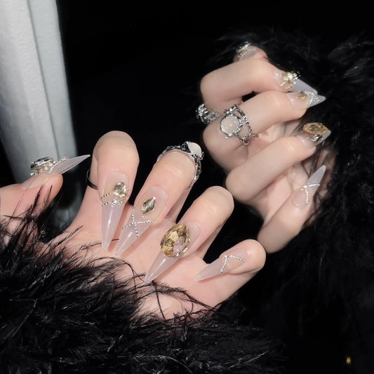 (reusable nail)Handmade Armor Wearing Steel Ball Tassels Full of Diamonds Holiday Princess Champagne Gold Noble Diamond Sparkling Details Wearing Armor