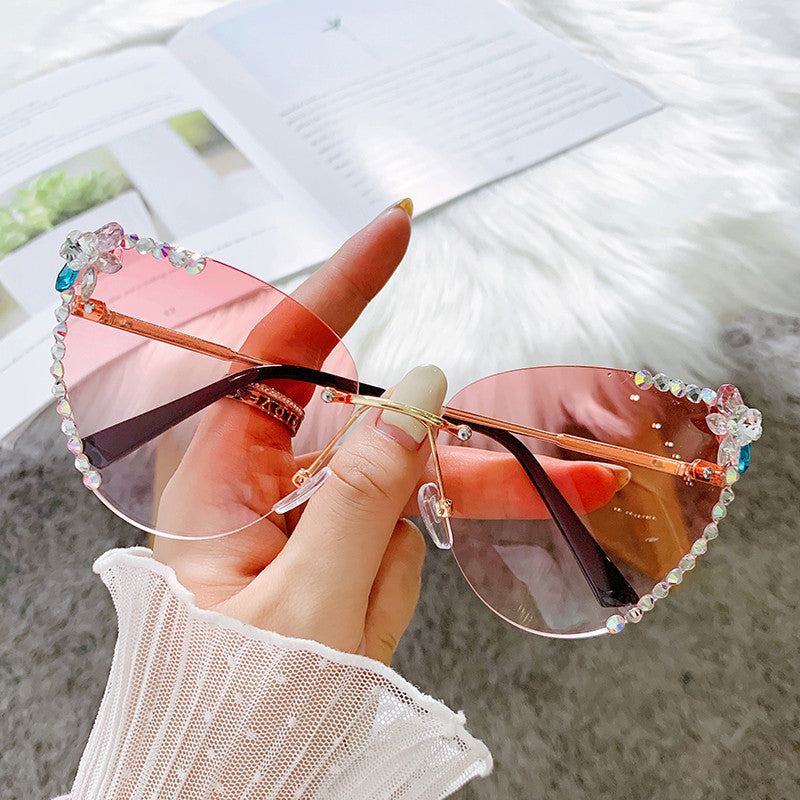 Women's fashion glasses 2024 跨境新款镶钻舞会墨镜女防紫外线大脸显瘦开车太阳眼镜女