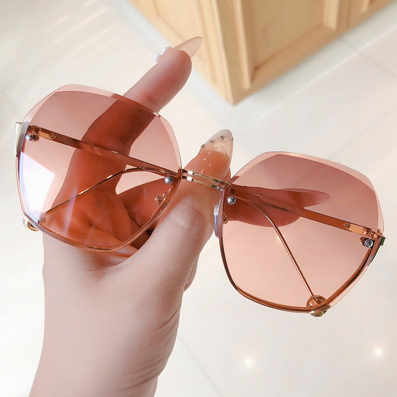 Women's fashion glasses 2022新款高级感ins墨镜女潮网红同款太阳镜夏季防晒防紫外线眼镜