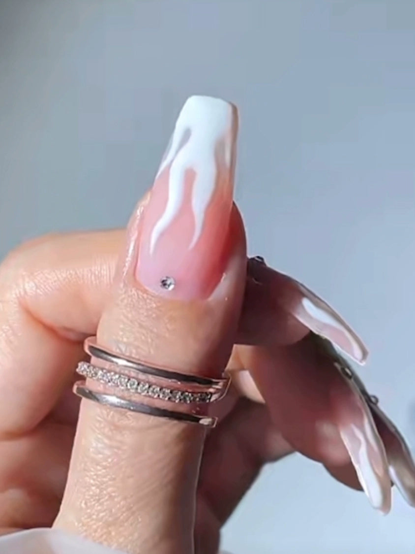 (Hand made nail) Handmade customized wearing of nails, internet famous new night glow flames, whitening pregnant women, brides, nail stickers, finished nail patches