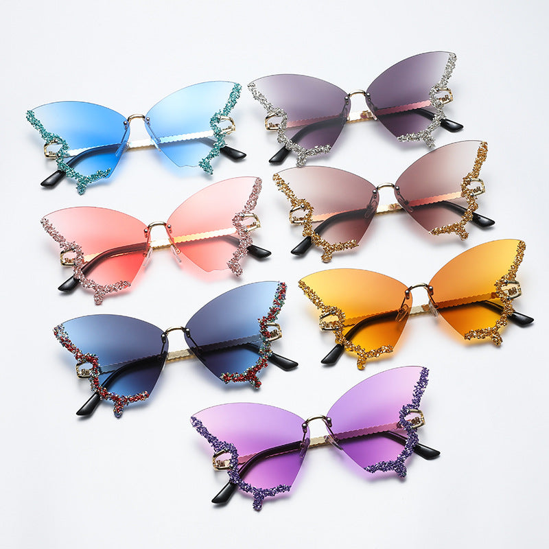 Women's fashion glasses 新款跨境大框蝴蝶镶钻无框太阳镜女ins时尚个性拍照墨镜夸张舞会
