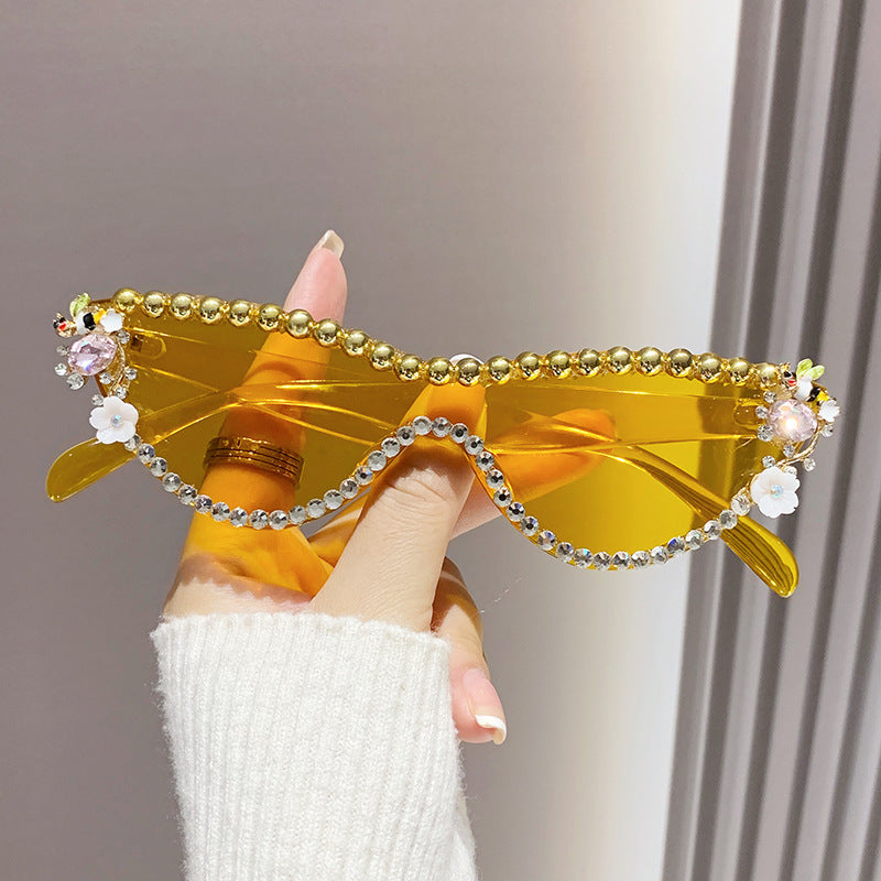 Women's fashion glasses 太阳眼镜ins网红猫眼欧美镶珍珠女潮墨镜彩色镜片水钻金属铰链