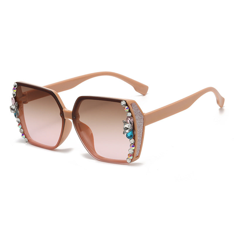 Women's fashion glasses 跨境新款镶钻时尚女士百搭太阳镜无框切边水钻墨镜优雅太阳眼镜