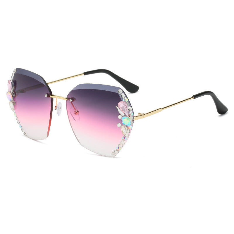 Women's fashion glasses 2024新跨境女士时尚镶钻墨镜大脸显瘦防紫外线水晶切边无框太阳镜