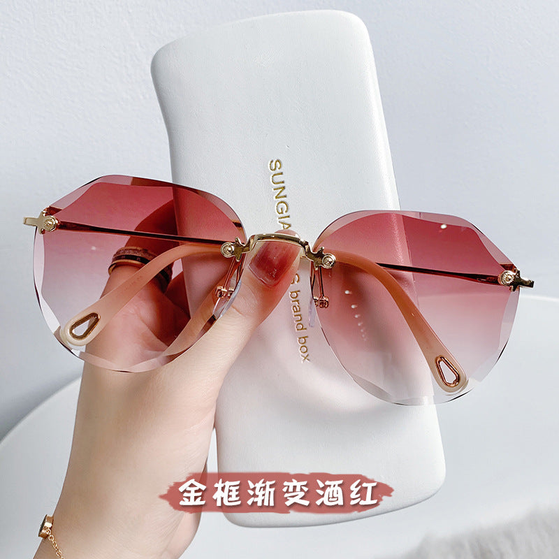 Women's fashion glasses 定制加工年新款潮夏季海边防晒紫外线太阳眼镜开车眼睛大脸显瘦