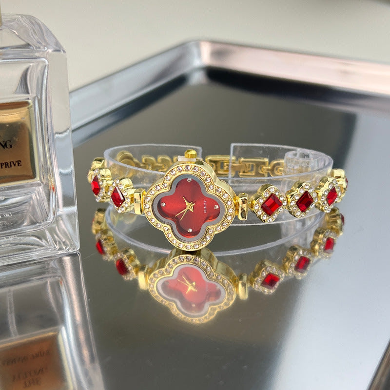 Fashion women's watchLight Luxury Women's Watch New Four-Leaf Clover Fashion High Sense New Ruby Special-Interest Design Diamond Watch Batch