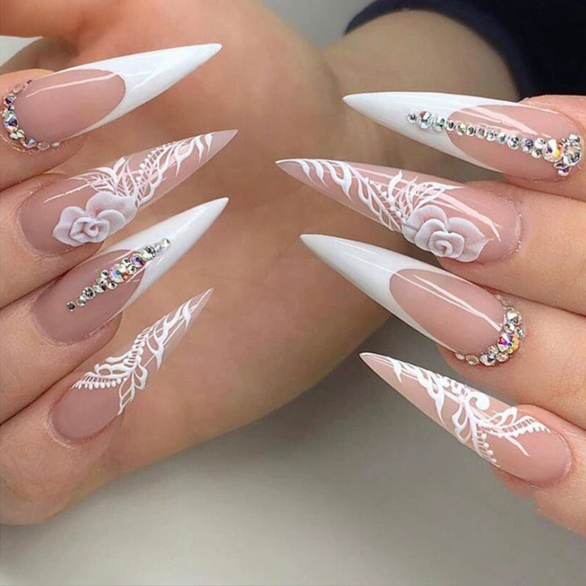 (Hand-made nail) Spice girl Europe and America, dark and long manicure nail, ballet nail, flat head, white, fake nails, wearing beautiful patch, finished product.