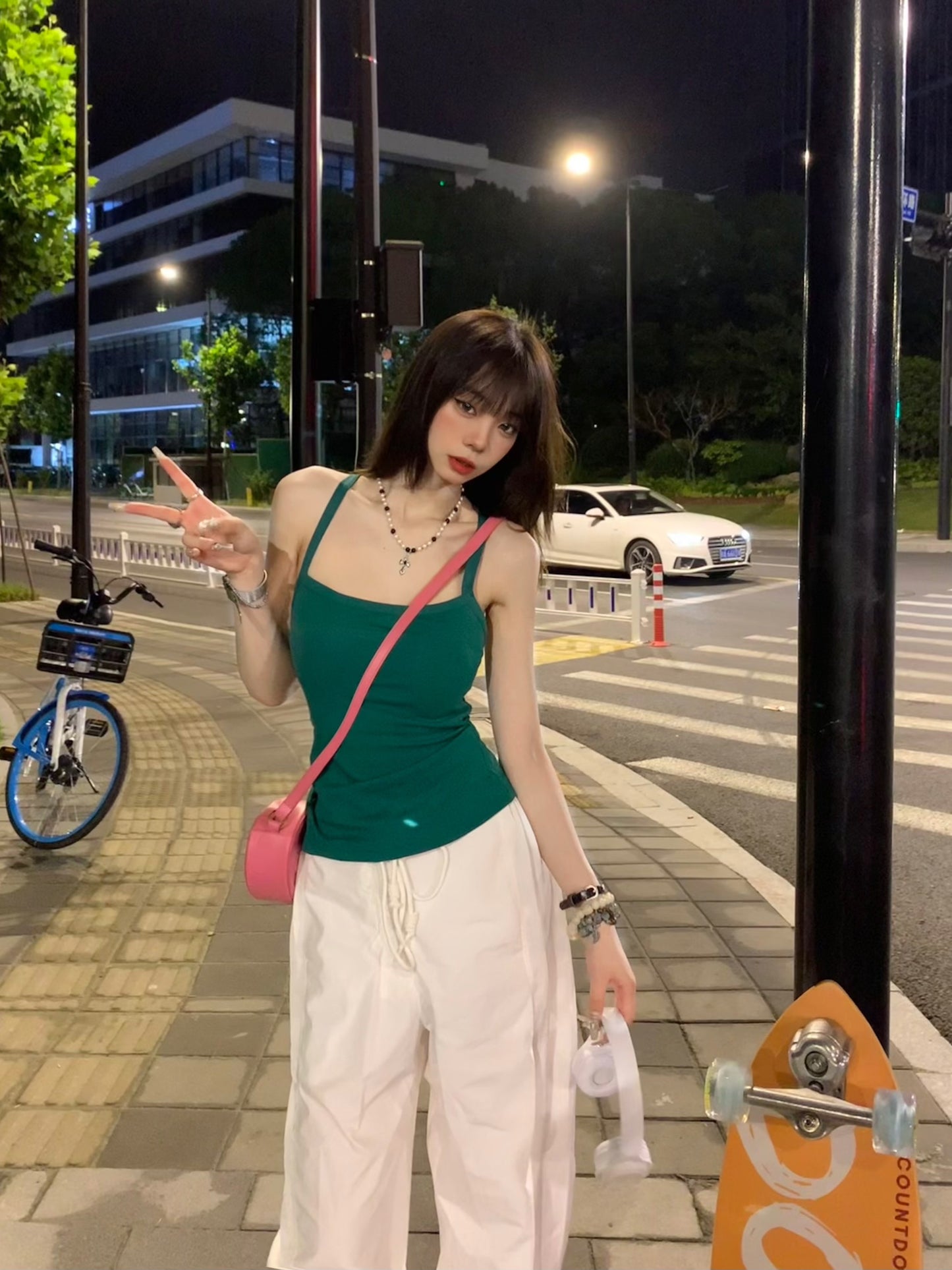 Dopamine tops Free shipping Tattoo Dopamine wears a green small suspender vest for women's summer wear with chest pad backless sweet and spicy sleeveless strap top