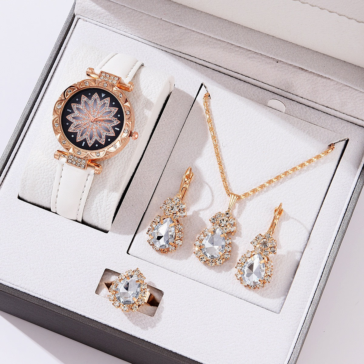 Fashion women's watchHot Sale Women's Elegant Exquisite Creative Gift Suit Diamond-Embedded Watch Ornament 4pcs/Set Wrist Watch without Gift Box