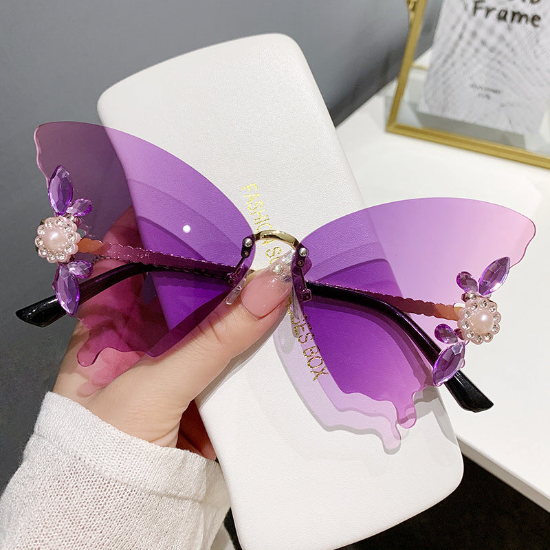 Women's fashion glasses 新款珍珠欧美跨境舞会蝴蝶镶钻大框太阳镜女时尚墨镜女潮流街拍