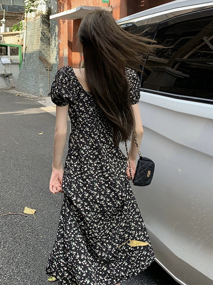 Fashion women's wear Black Slit Floral Dress Women's Summer 2024 New French High Sense Seaside Vacation Beach Dress