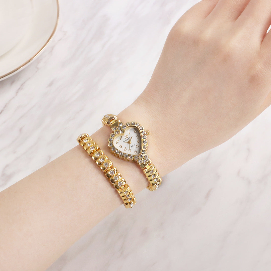Fashion women's watchCross-Border Fashion Personalized Diamond Women's Watch Heart-Shaped Rhinestone Fashion Quartz Bracelet Watch Foreign Trade Wholesale 2293