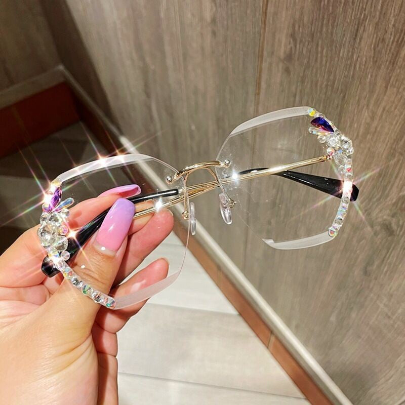 Women's fashion glasses 2024新款时尚水钻墨镜女显瘦太阳镜网红潮款防晒防紫外线韩版眼镜