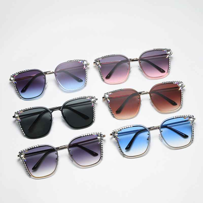 Women's fashion glasses 2023欧美猫眼镶钻摩登太阳镜金属半框时尚凹造型墨镜女士开车眼镜