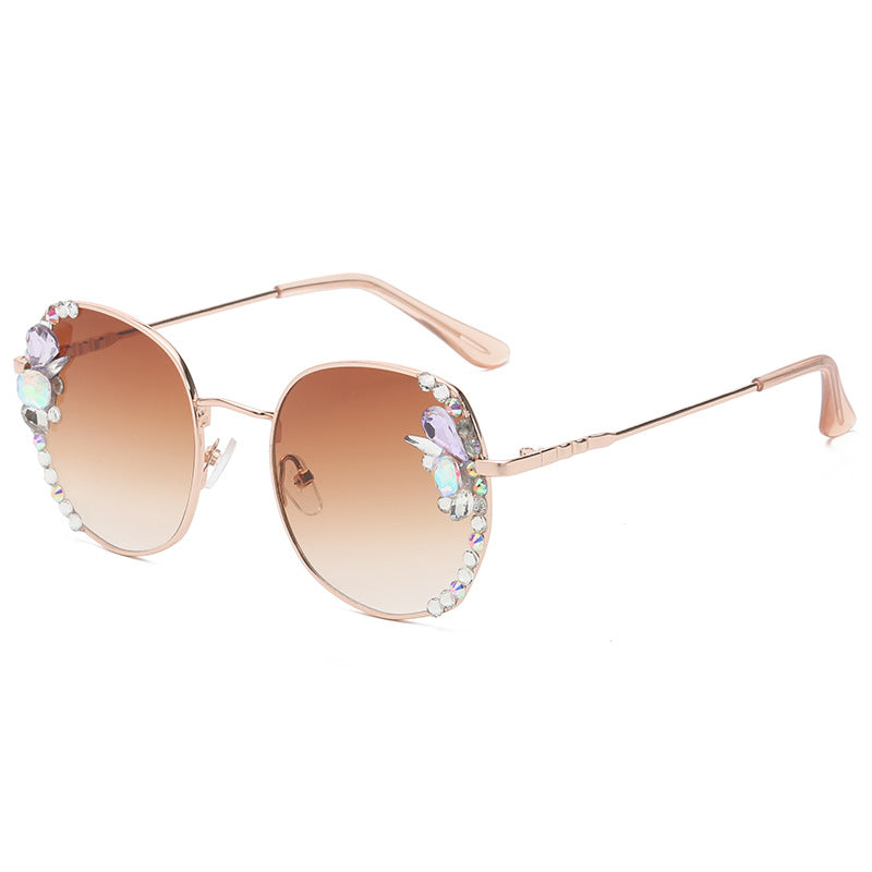 Women's fashion glasses 新款韩版水晶太阳镜时尚框架优雅女士镶钻素颜街拍墨镜防紫外线
