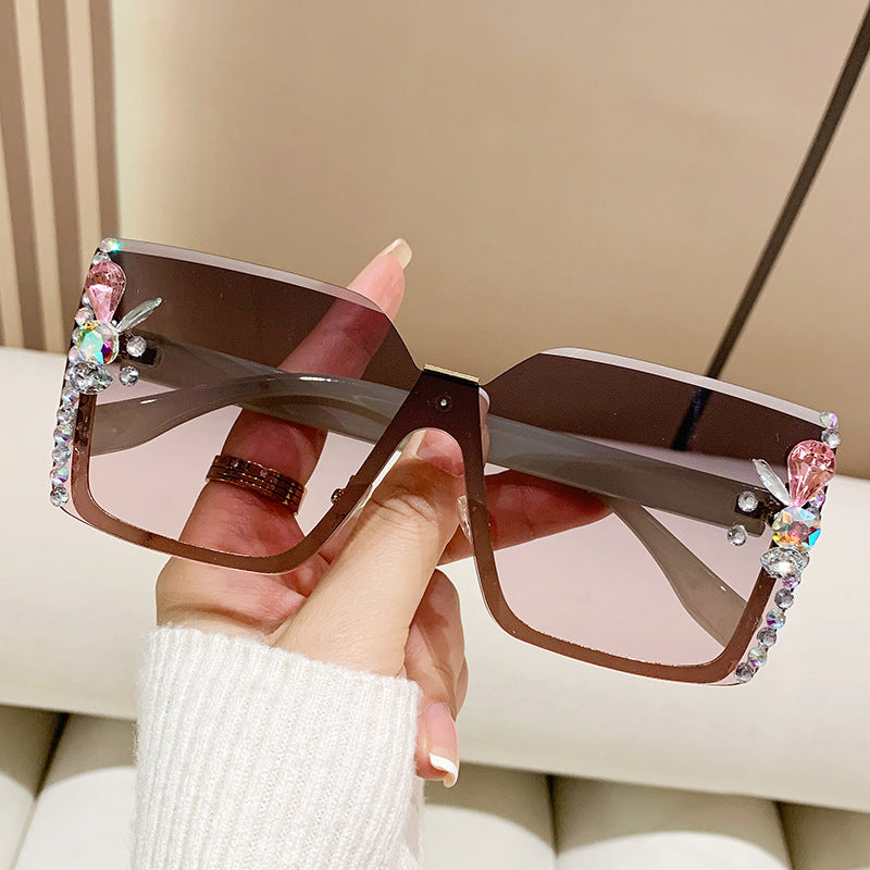 Women's fashion glasses 新款欧美半框闪耀水钻时尚连体太阳镜素颜女式墨镜简约潮流太阳镜