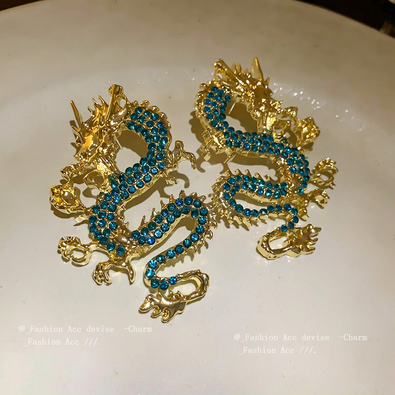 银针镶钻生肖龙耳环中国风小众设计感耳钉新款高级感气质耳饰批发