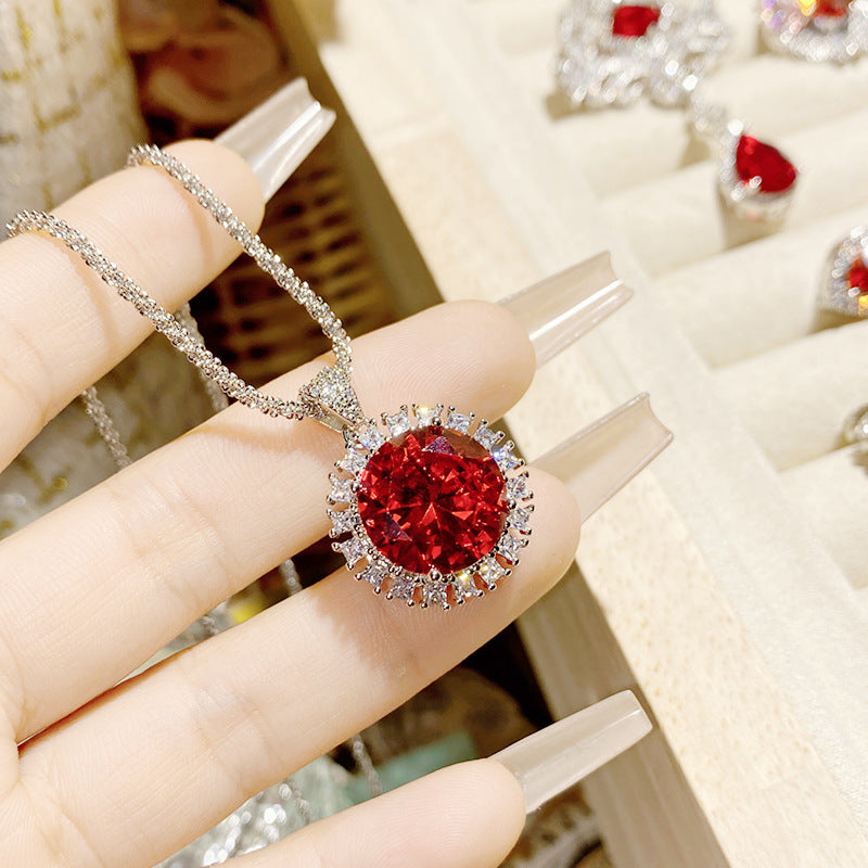 珠宝首饰山茶璀璨奢华彩宝仿红宝石项坠女 中世纪设计贵妇晚宴红刚玉吊坠