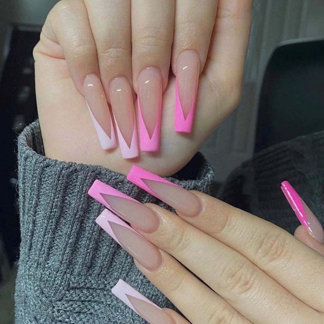 (Hand-made nail) The dark fairy in Europe and America is dying, the magic mirror powder is white, and the finished nail product, Millennium Spice Girl fake nails patch, is worn for a long time.