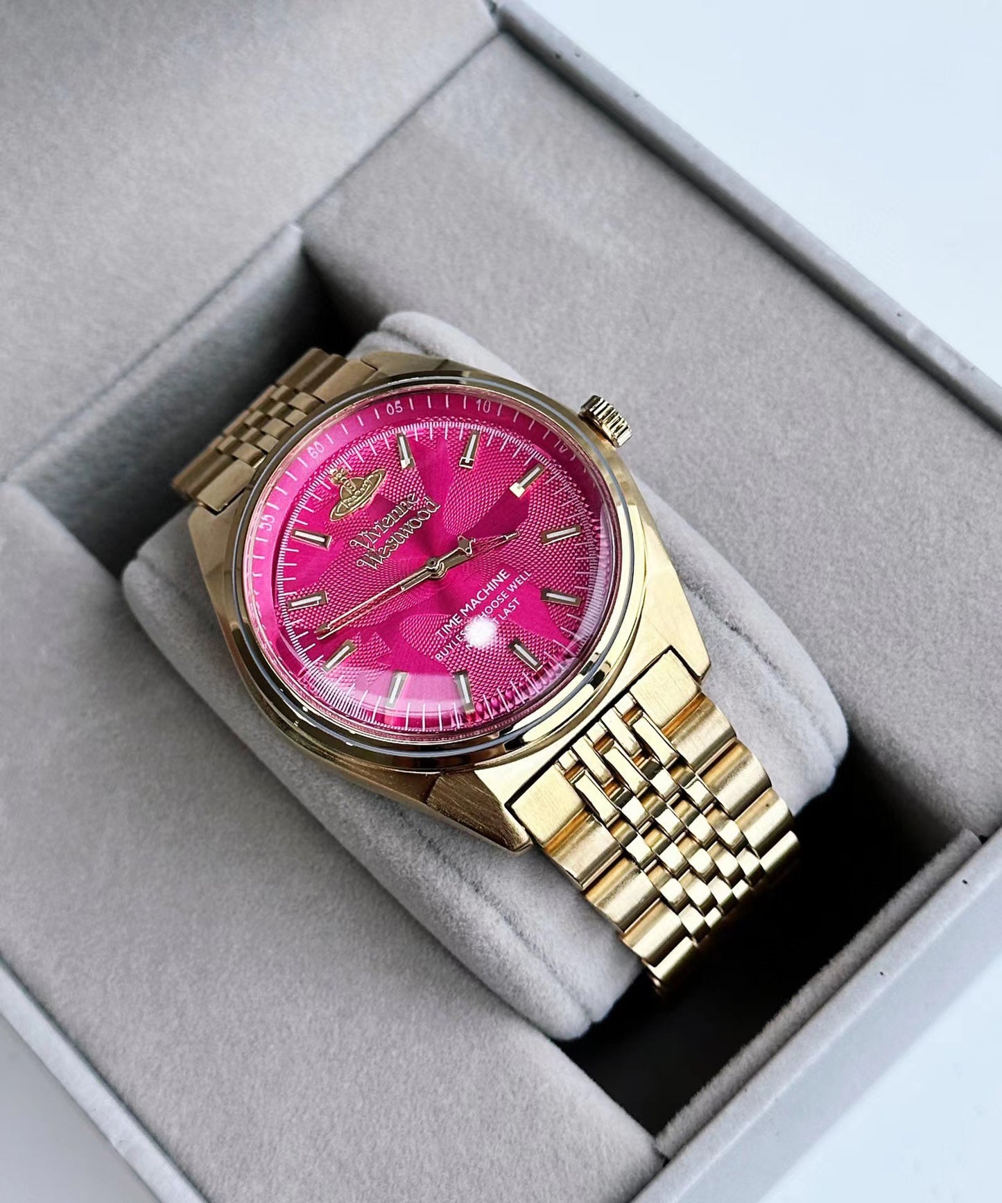 Fashion women's watchOne Piece Dropshipping Weiwei'an Queen Mother Ice Crushing Blue Watch New Dark Plum Purple Women's Watch Pitaya Saturn Small Golden Watch