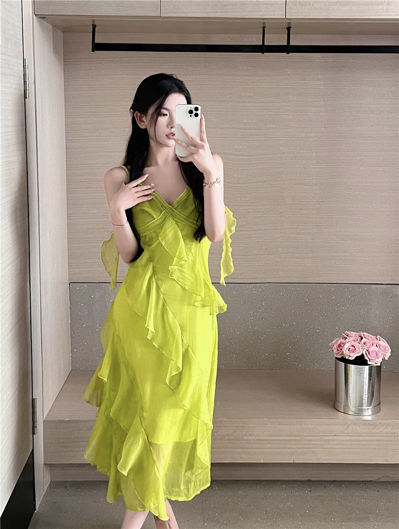 Fashion women's wear Tea Break Is Very Beautiful Spaghetti-Strap Ruffle Dress Design Sense Niche Super Fairy Two-Piece Suit Vacation Fairy Long Skirt