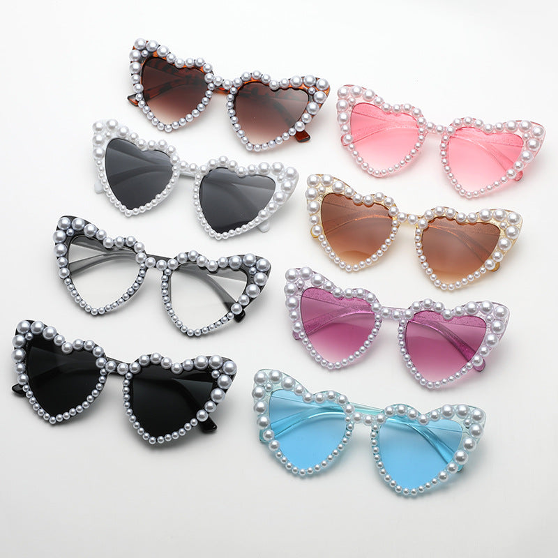Women's fashion glasses 2022跨境大框架歪心欧美镶珍珠太阳镜桃心爱心女士墨镜防紫外线
