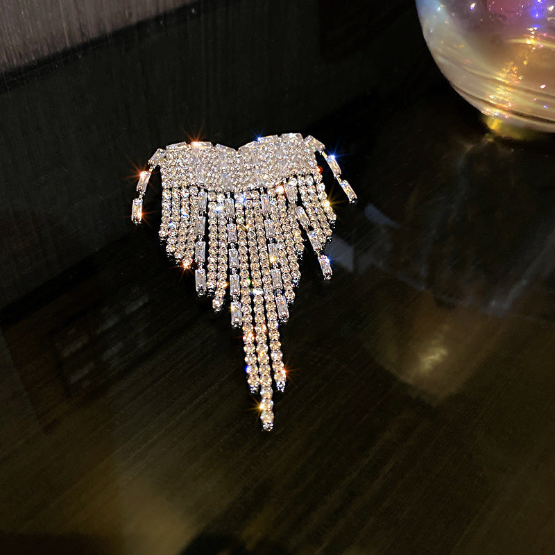 配饰胸针镶钻珍珠数字花朵胸针法式轻奢气质别针时尚小众高级感西装配饰女