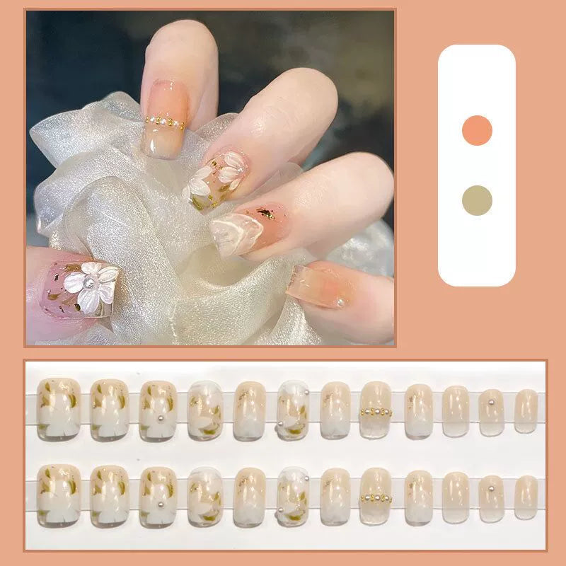 (Hand-made nail) French nail armor long black small fragrance simple white high-grade sense nail piece bride pregnant woman finished product.
