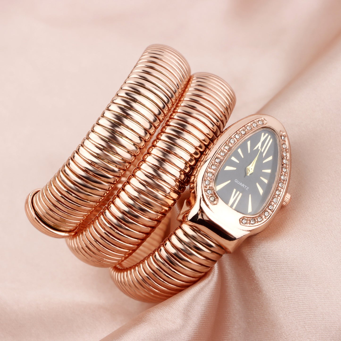 Fashion women's watchBifanxi Cross-Border Snake Watch Women's Fashion Bangle Watch Creative Quartz Watch Personality Bangle Watch Wholesale