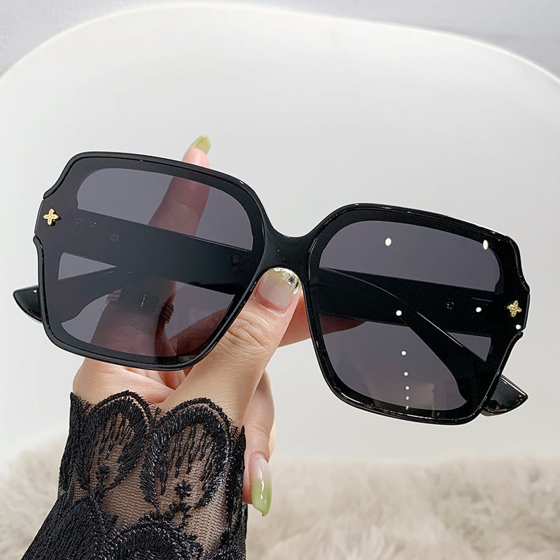 2023 New Fashion Square Frame Sunglasses Women's Small Fragrance Light Luxury Sunglasses Anti-UV Large Frame Versatile Glasses