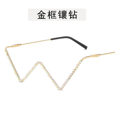 Women's fashion glasses 2024  V型镶钻个性装饰三角眼镜欧美猫眼镜框女 无片金属ins平光镜