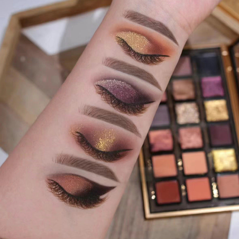 18 color Eyeshadow Show eyes Large pearl Rose gold Eyeshadow tray Rose Eyeshadow