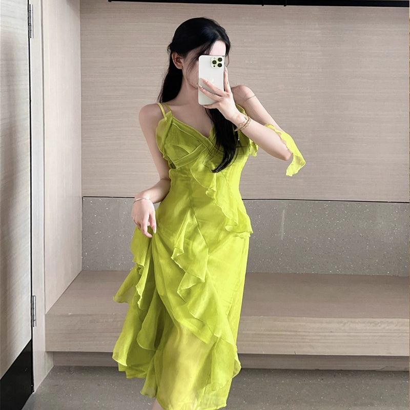 Fashion women's wear Tea Break Is Very Beautiful Spaghetti-Strap Ruffle Dress Design Sense Niche Super Fairy Two-Piece Suit Vacation Fairy Long Skirt