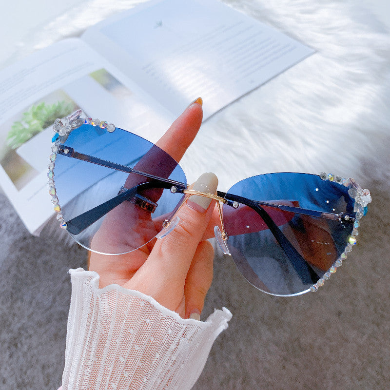 Women's fashion glasses 2024 跨境新款镶钻舞会墨镜女防紫外线大脸显瘦开车太阳眼镜女
