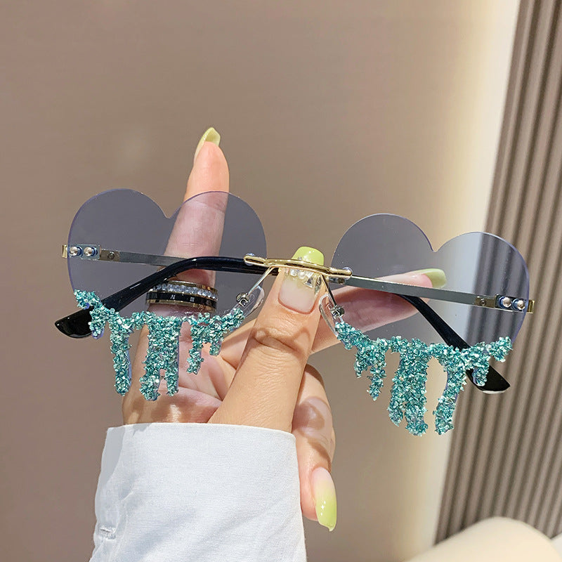 Women's fashion glasses 跨境个性爱心眼泪太阳镜女水钻无框趣味拍照墨镜高级感镶钻太阳镜