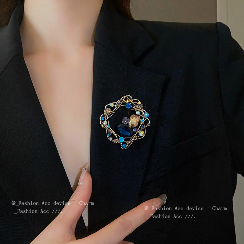 配饰胸针镶钻缠绕椭圆几何胸针ins时尚设计感胸花小众高级感百搭饰品批发