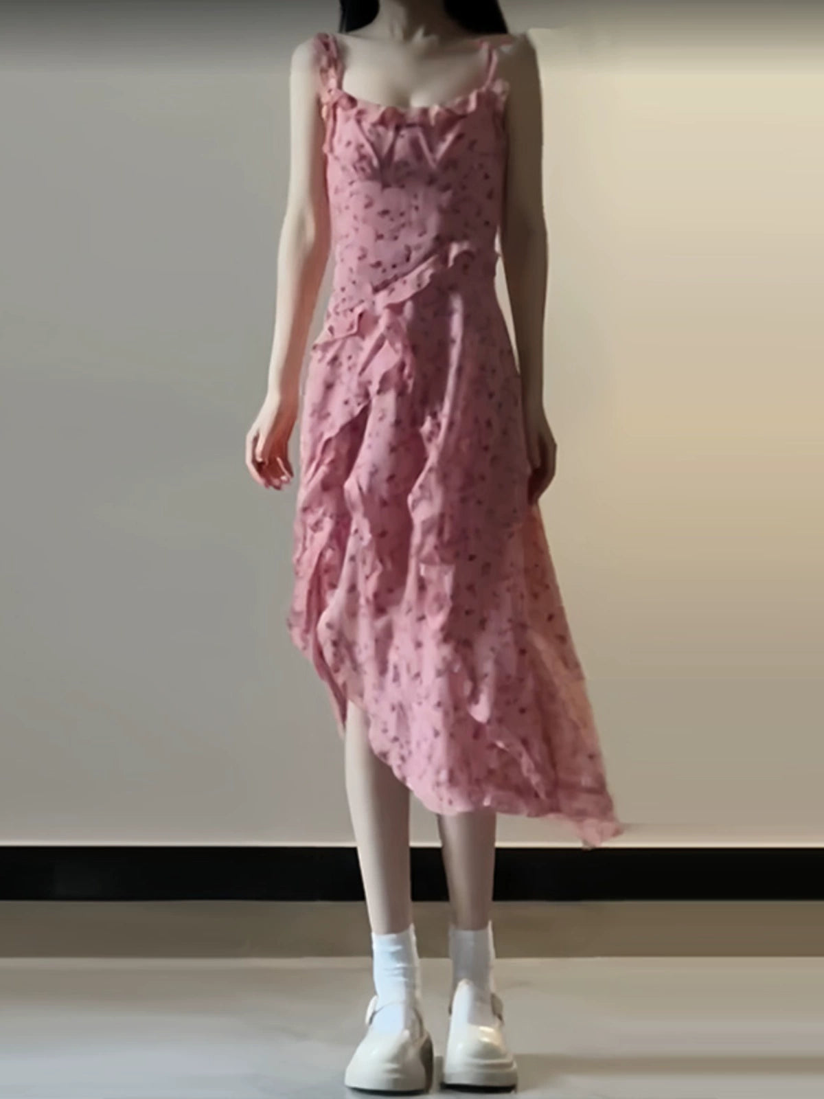 Fashion women's wear Pink Floral Strap Dress Women's Early Spring Dopamine Wear Match 2024 New Korean Style Ruffled Skirt Summer