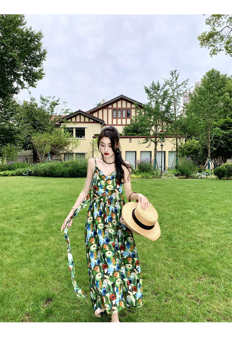 Fashion women's wear Bohemian Style Retro V-neck Oil Painting Printing Pleated Suspender Dress Seaside Vacation Elegant Beach Dress