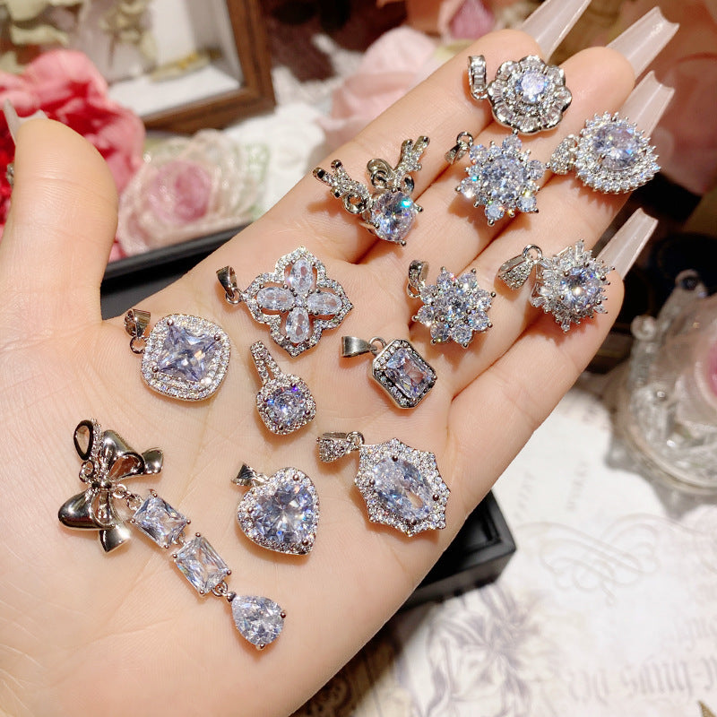 山茶原设新品百搭少女心设计 镀金八心八箭仿D色莫桑璀璨小巧吊坠