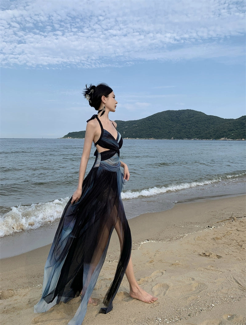 Fashion women's wear Thailand Sanya Holiday Halter Dress Summer Backless Seaside Travel Wear and Take Photos Beach Skirt Atmosphere