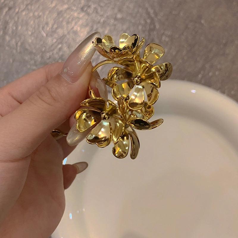 银针欧美夸张花朵耳环轻奢时尚高级感耳钉个性小众气质耳饰批发女