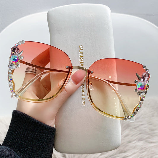 Women's fashion glasses 跨境欧美新款镶钻墨镜女防紫外线太阳镜圆脸防晒时尚开车女士眼镜