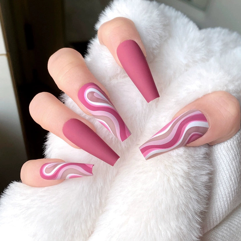 (Hand-made nail) Spice girl Europe and America, dark and long manicure nail, ballet nail, flat head, white, fake nails, wearing beautiful patch, finished product.