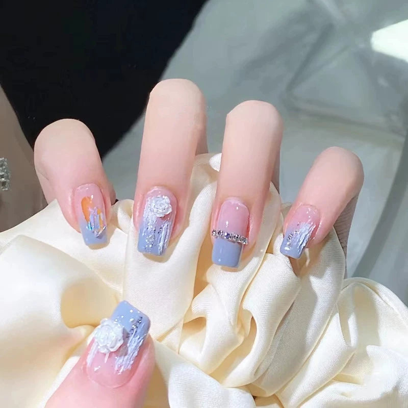 (Hand-made nail) French nail armor long black small fragrance simple white high-grade sense nail piece bride pregnant woman finished product.
