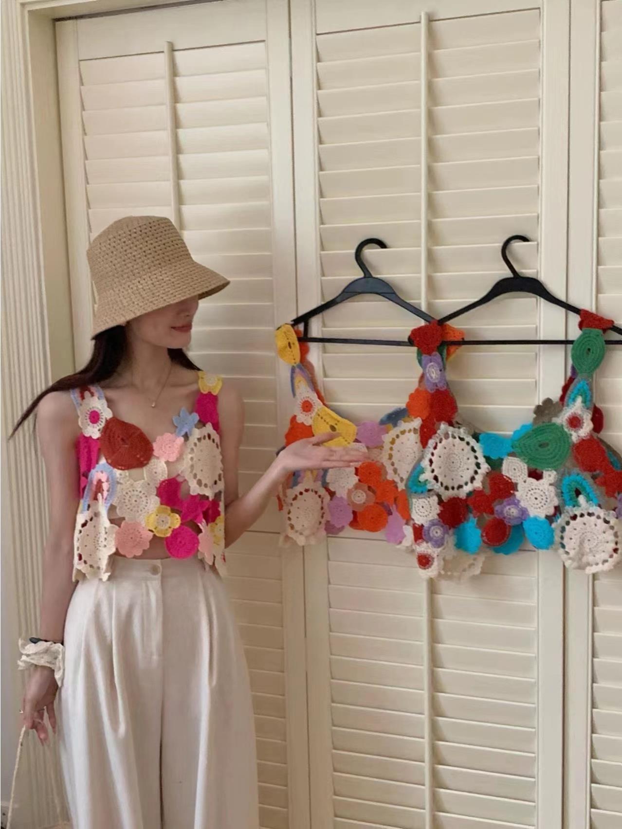 Dopamine tops Free shipping Tattoo Dopamine wears a sling vest 2024 new summer outer wear hollow crochet short top