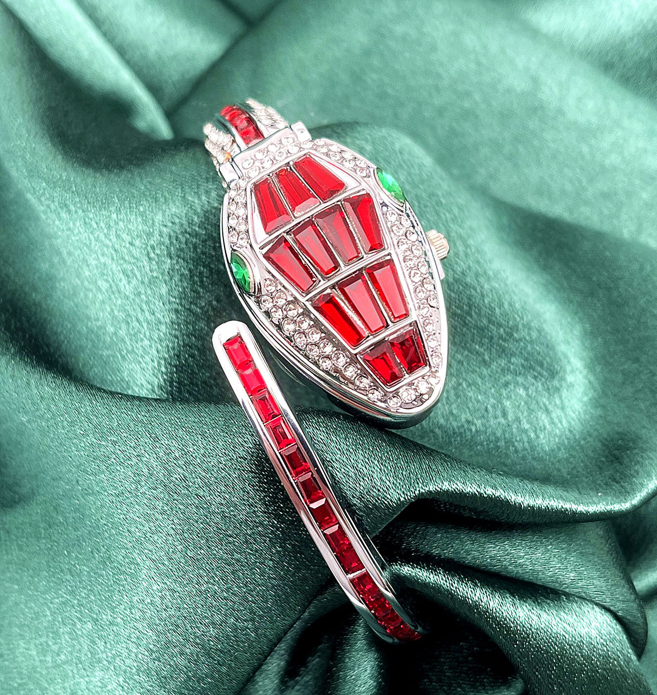 Fashion women's watch2023 New Product Best-Selling Diamond Snake Bangle Watch Snake Bracelet Quartz Open Watch Cross-Border E-Commerce Hot Sale